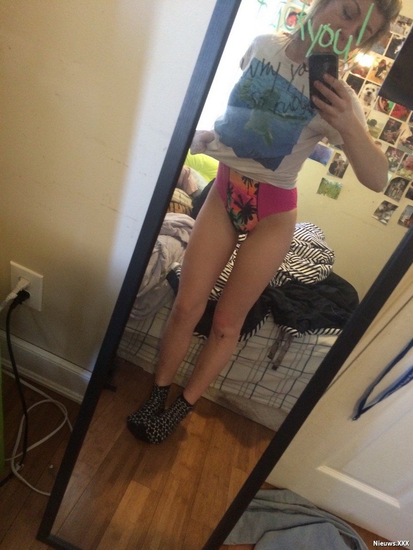 selfie-queen53