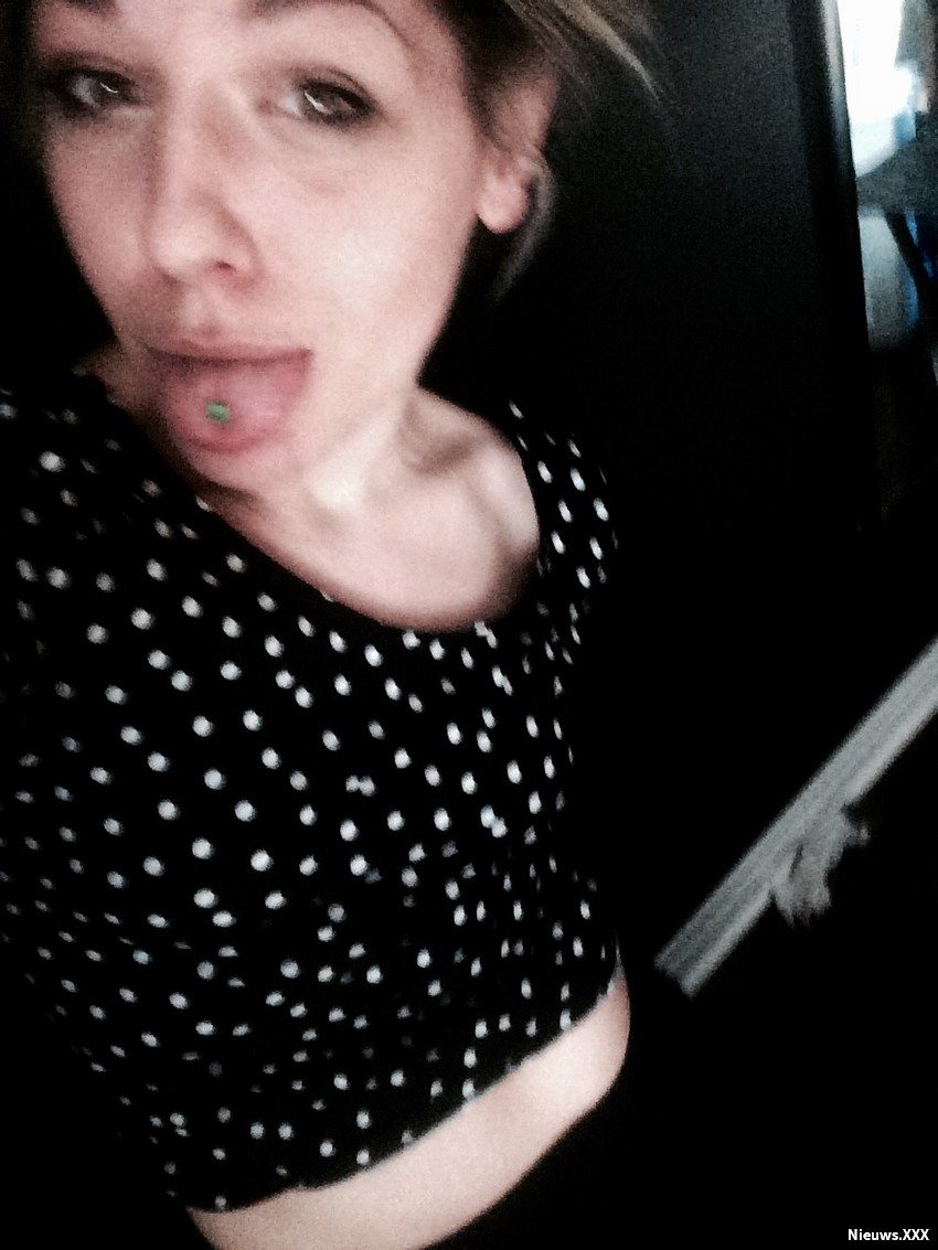 selfie-queen62